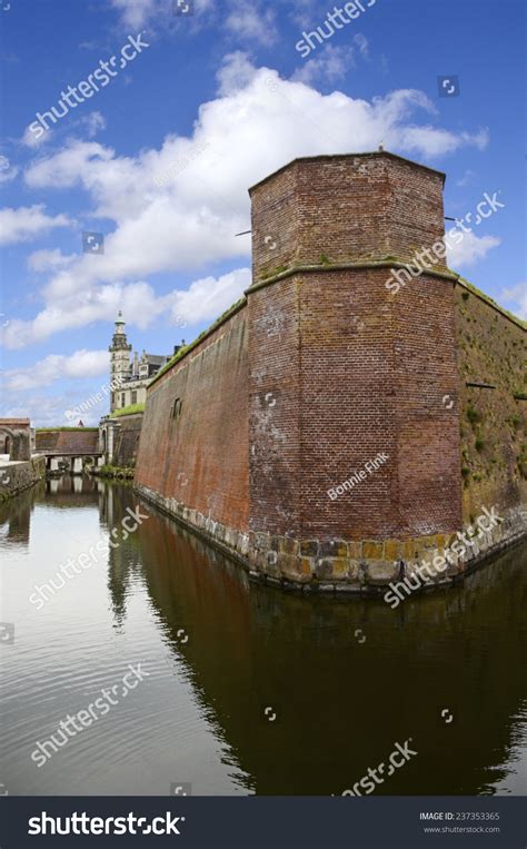 Hamlets Castle Or Kronborg Castle Helsingor Denmark Stock Photo ...