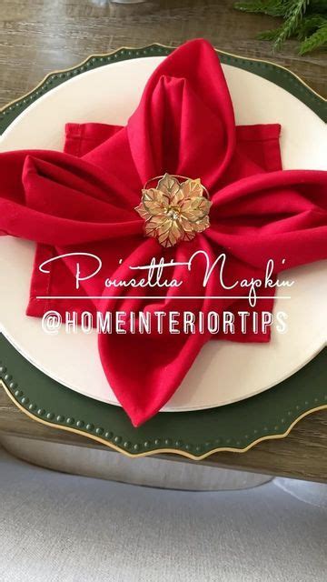 Laura Nolen on Instagram: " CHRISTMAS NAPKIN . Here’s a little how to on folding your napkins ...