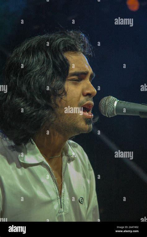 Bangladeshi singer hi-res stock photography and images - Alamy