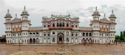 Janaki Mandir, Janakpur (Nepal)- The Birthplace of Goddess Sita - Holidify