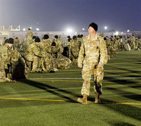 Soldiers Participate in 6-Mile Ruck March at Army Air Assault School ...