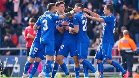 Getafe 1-0 Real Madrid: Spanish league leaders suffer shock defeat - BBC Sport