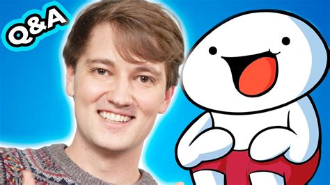 James Rallison of TheOdd1sOut Answers Your Questions at VidCon! - YouTube