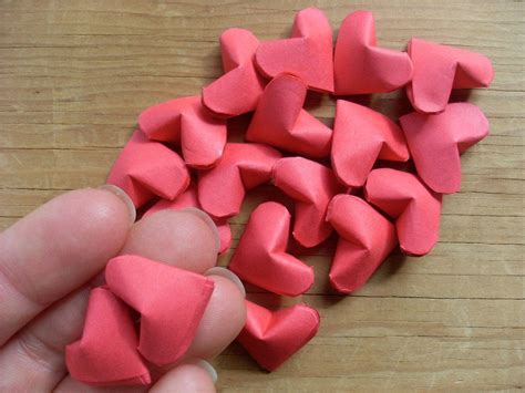 Origami Hearts | Origami heart, Origami easy, Origami tutorial easy