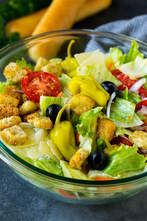 Olive Garden Salad Recipe - Dinner at the Zoo