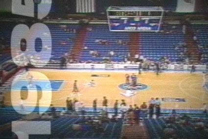 Inside Arco Arena I in 1985 (Photo captured from TV)