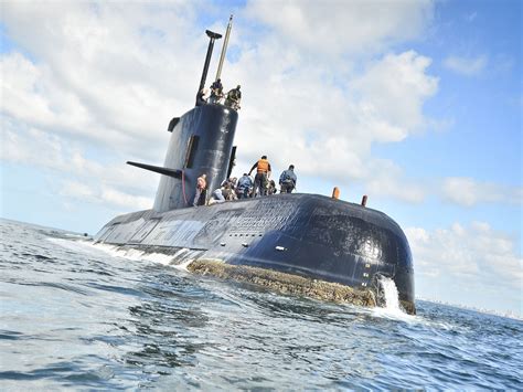 Argentine submarine latest: Hope for missing crew dwindles as ‘seven ...