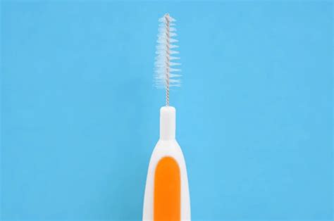 3 Flossing Alternatives Better Than String Floss