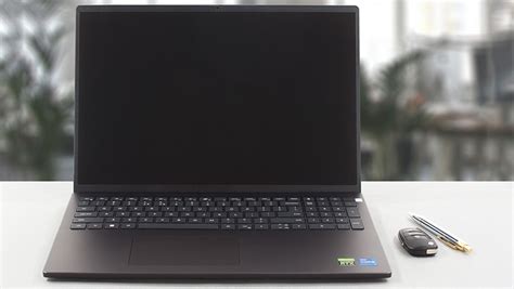 Dell Vostro 16 7620 - Specs, Tests, and Prices | LaptopMedia.com