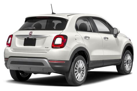 2023 FIAT 500X Pictures