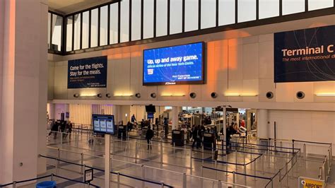 United Airlines upgrades TSA checkpoint area at Newark Liberty Terminal C - Chicago Business Journal