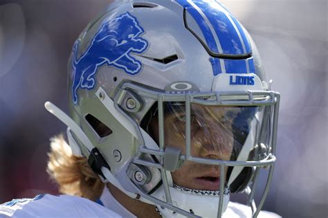 Alex Anzalone won’t make Lions team plane, officially ruled out against ...