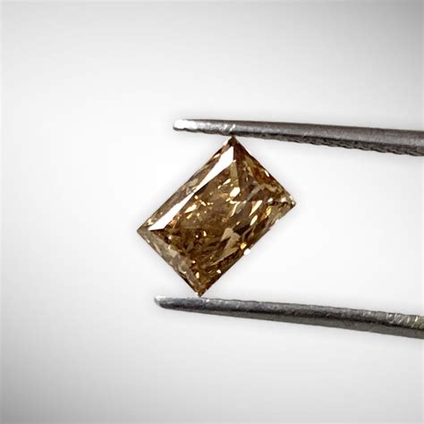 1.00 Carats Emerald Cut Natural Brown Diamond - Gleam Jewels