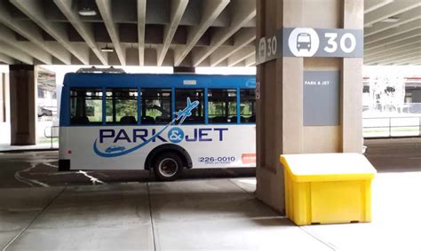 Airport Parking Rates at Park and Jet Calgary - ParkandJetCalgary.com