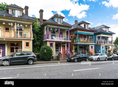 Portland,Oregon,USA - June 9, 2017 : Colorful houses in Portland Stock ...