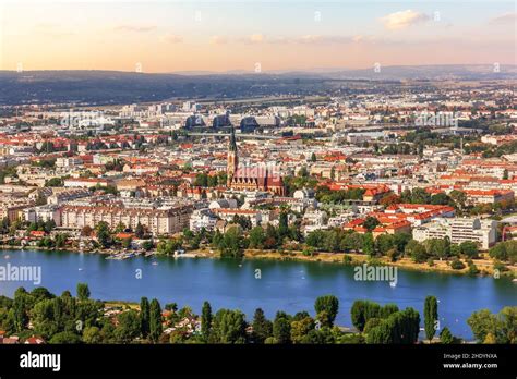 vienna, danube river, viennas, danube rivers Stock Photo - Alamy