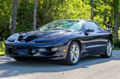 One-Owner 5k-Mile 2000 Pontiac Firebird Trans Am WS6 6-Speed for sale ...