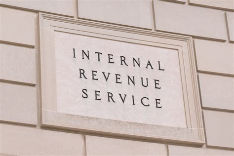 IRS Tax Levy vs. IRS Tax Lien: What’s the Difference? – Clean Slate Tax