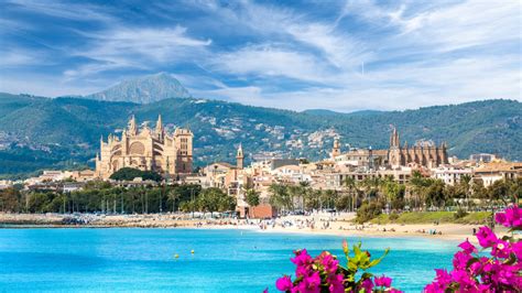 A guide to discovering the best beaches in Palma de Mallorca