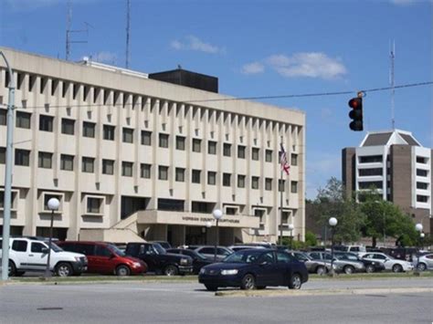 Morgan County Courthouse and City Hall - Decatur, AL