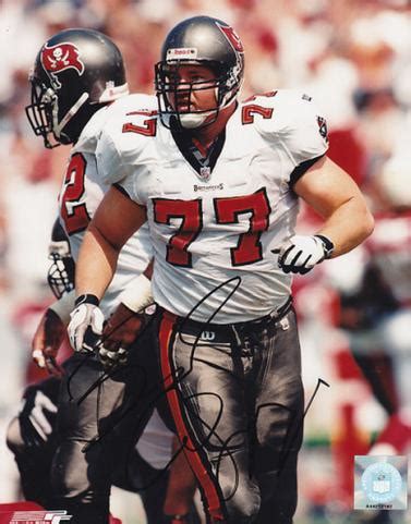 Brad Culpepper autographed 8x10 Photo (Tampa Bay Bucs)