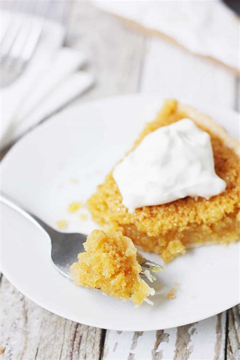 EASY Treacle Tart Recipe for Harry Potter Foodies - Half-Scratched