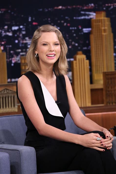 The Tonight Show Starring Jimmy Fallon (February 17, 2015) Taylor Swift ...