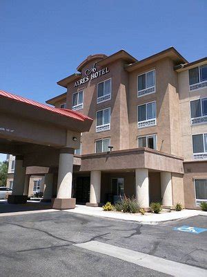 HOLIDAY INN & SUITES BARSTOW, AN IHG HOTEL - Updated 2024 Prices & Reviews (CA)