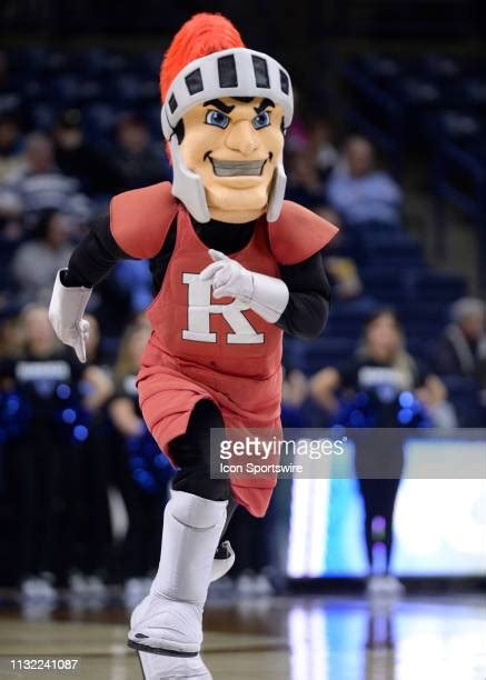 Rutgers Scarlet Knights Mascot Photos and Premium High Res Pictures ...