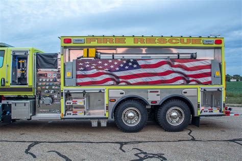 View truck: Clearwater Township, MI - Spencer Fire Trucks