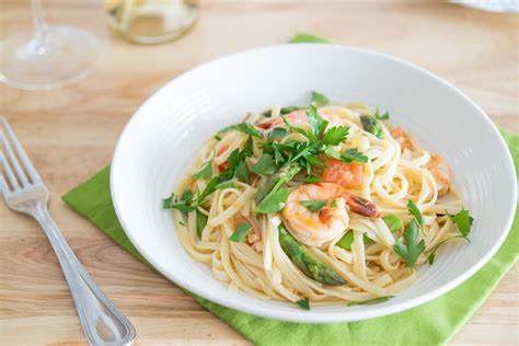 Shrimp Linguine with White Wine, Tomatoes and Asparagus - TODAY.com