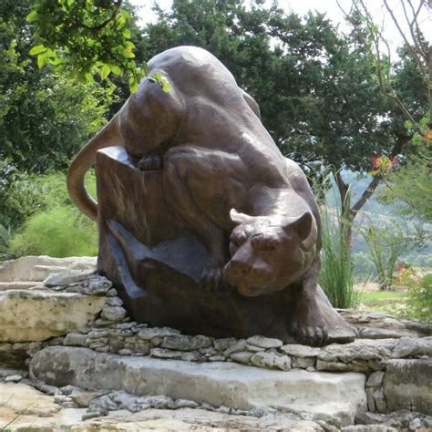 Graceful Dynamic Climbing Down Outdoor Popular Detailed High-Quality Bronze Garden Leopard ...