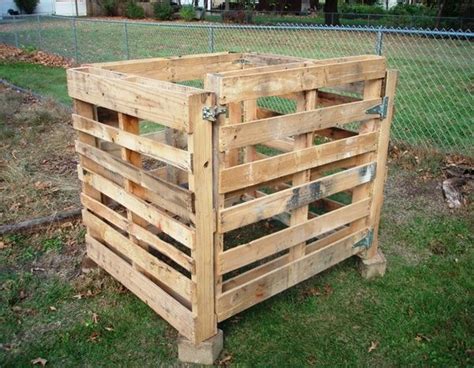 compost bin pallets - Google Search | Compost bin pallet, Compost bin ...