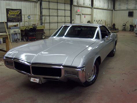 68 Buick Riviera - Reference Audio Video