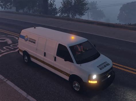 Chevy Express Construction Van with Lights - GTA5-Mods.com