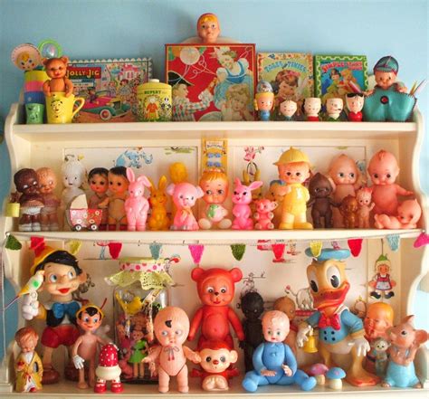 I love vintage toys! Vintage Kitsch, Vintage Dolls, Rubber Doll, Kewpie ...