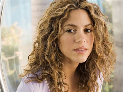 Shakira Isabel Mebarak Ripoll - Gallery | eBaum's World