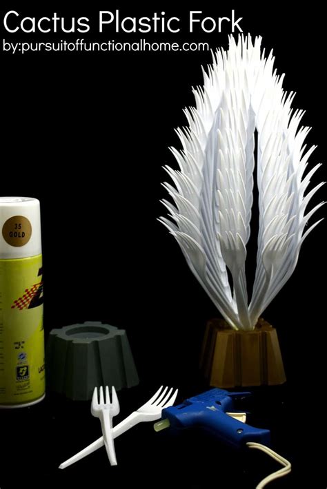 Upcycling Obsession: 15 Awesome Crafts Made with Plastic Forks