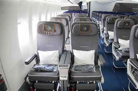 Thomson Dreamliner Seat Plan Premium Economy Lufthansa | Brokeasshome.com