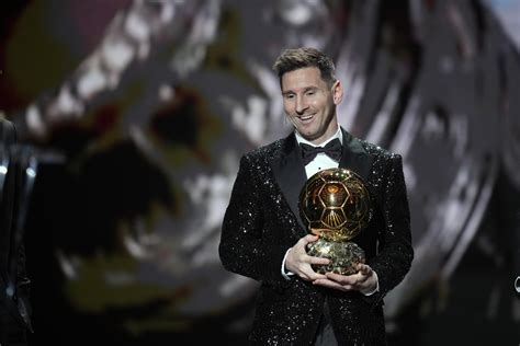 Lionel Messi and Alexia Putellas win Ballon d’Or awards | AP News