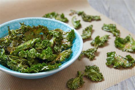 Crispy Baked Kale Chips - Super Healthy Kids