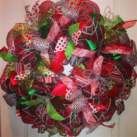 Deco mesh Christmas wreath | Christmas mesh wreaths, Deco mesh christmas wreaths, Holiday ...