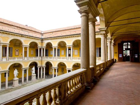 Università degli Studi di Pavia (UNIPV): описание вуза, список программ ...