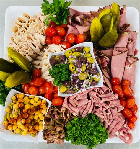 Deluxe Deli Cold Cut Platter (MIN. 10)