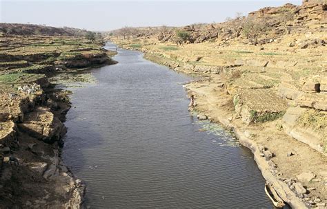 Overview of river | Landscape. Mali. Photo: Curt Carnemark /… | Flickr