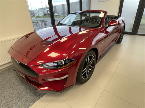 Ford Mustang Cabrio RED, 2019, - Dovoz Karlín