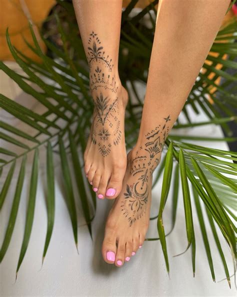 11+ Woman Feet Tattoo Ideas That Will Blow Your Mind!