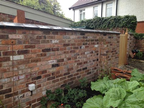 Reclaimed Cheshire brick wall. http://www.gardensandlandscapes.co.uk | Reclaimed brick wall ...
