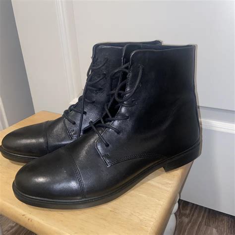 ECCO Women's Black Boots | Depop