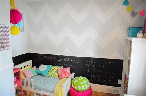 Genevieve's Bright and Modern Elephant Themed Room - Project Nursery